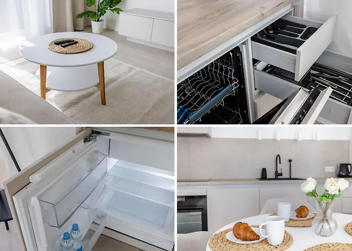 Appartement Nowoczesny Very Berry W Poznaniu Z Parkingiem I Biurkiem By Renters